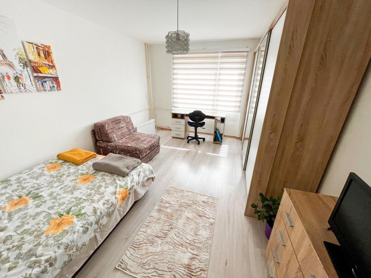 Sova Apartment วรชาซ ภายนอก รูปภาพ